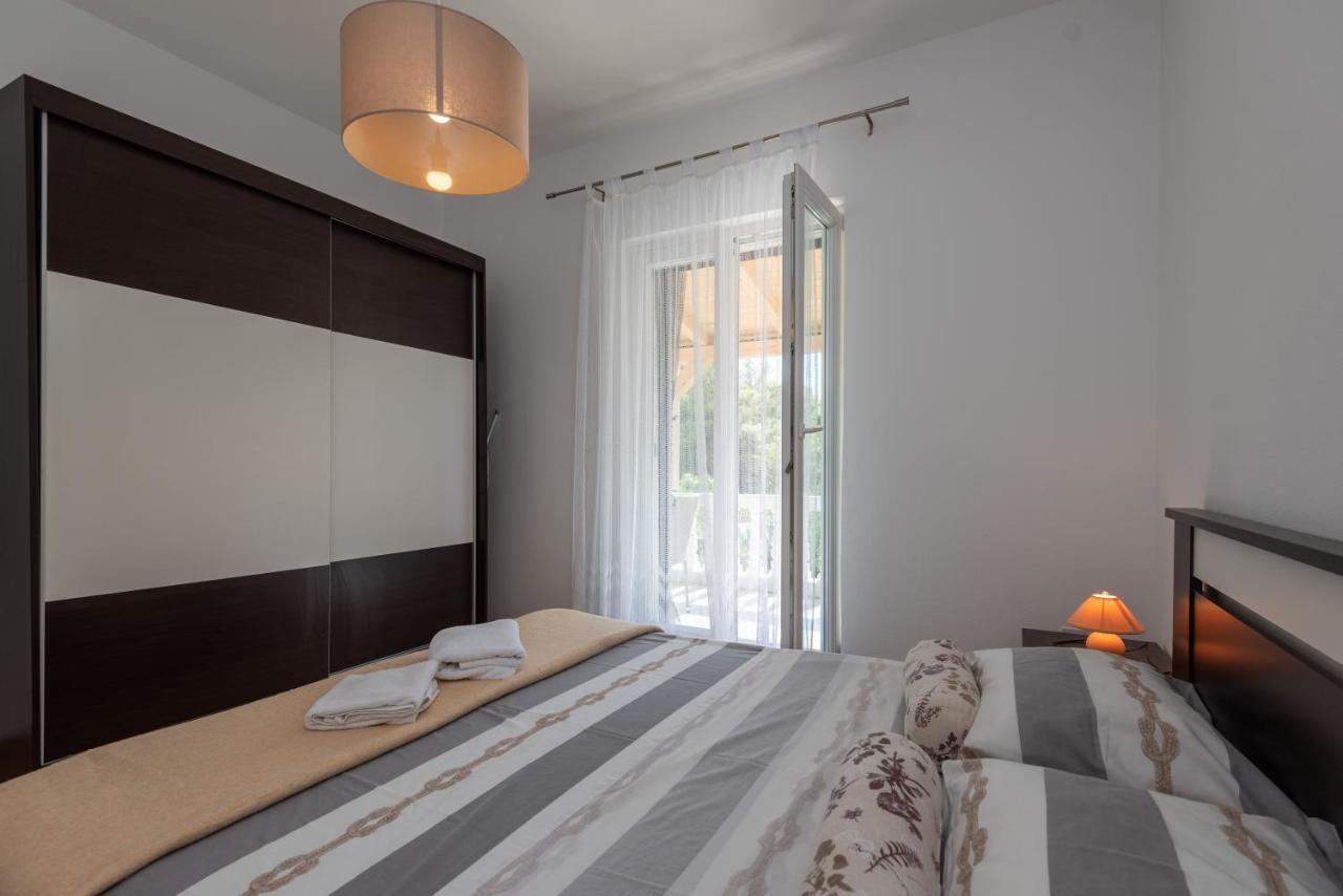 Apartman Tribunj Tribalj Zewnętrze zdjęcie